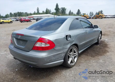 2009 Mercedes-Benz Clk 350 из США, поврежденный, VIN WDBTJ56H59F264926
